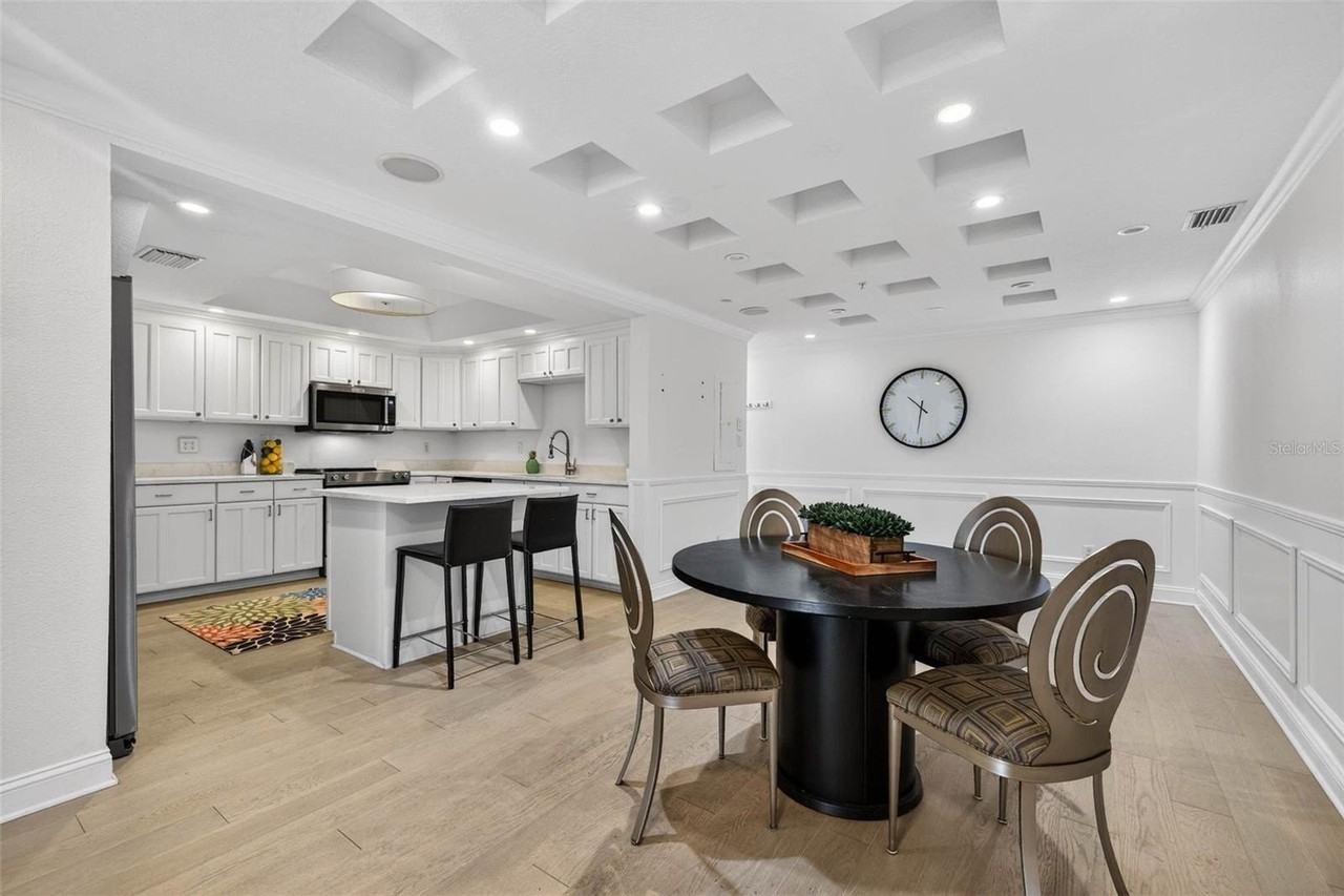 922 N Shore Dr Ne - Photo 7 of 26