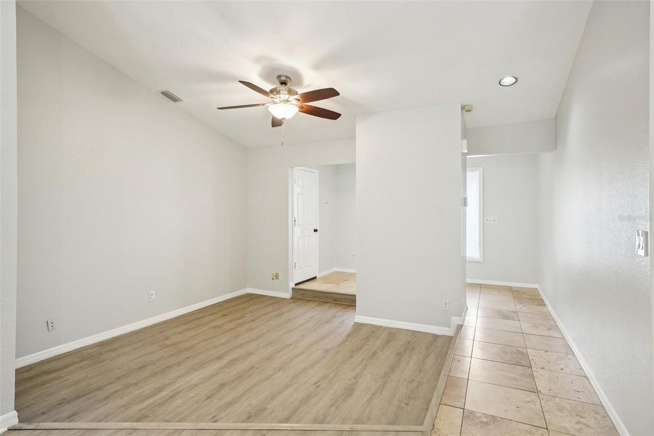 3109 Lake Valencia Ln E - Photo 7 of 50