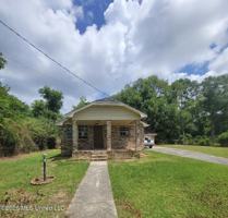 featured image of 4005 W Pine St