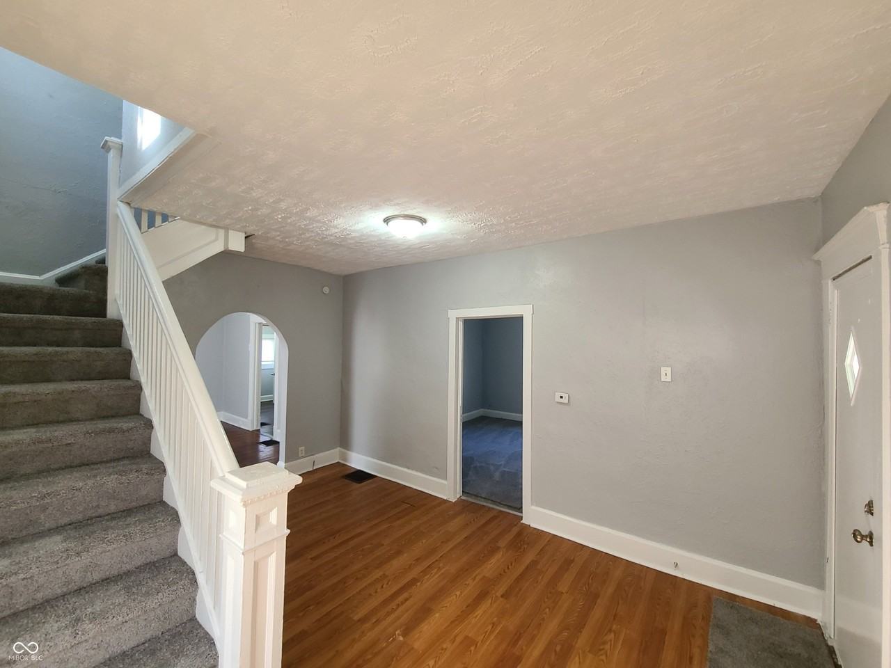 4054 Byram Ave - Photo 7 of 23