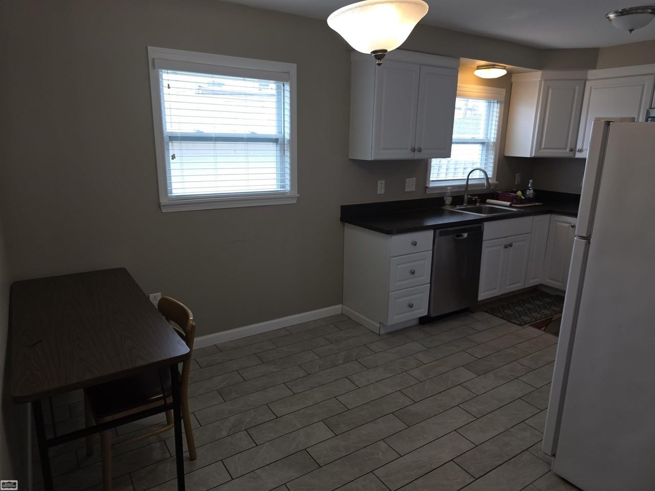 31257 Burton St - Photo 5 of 14