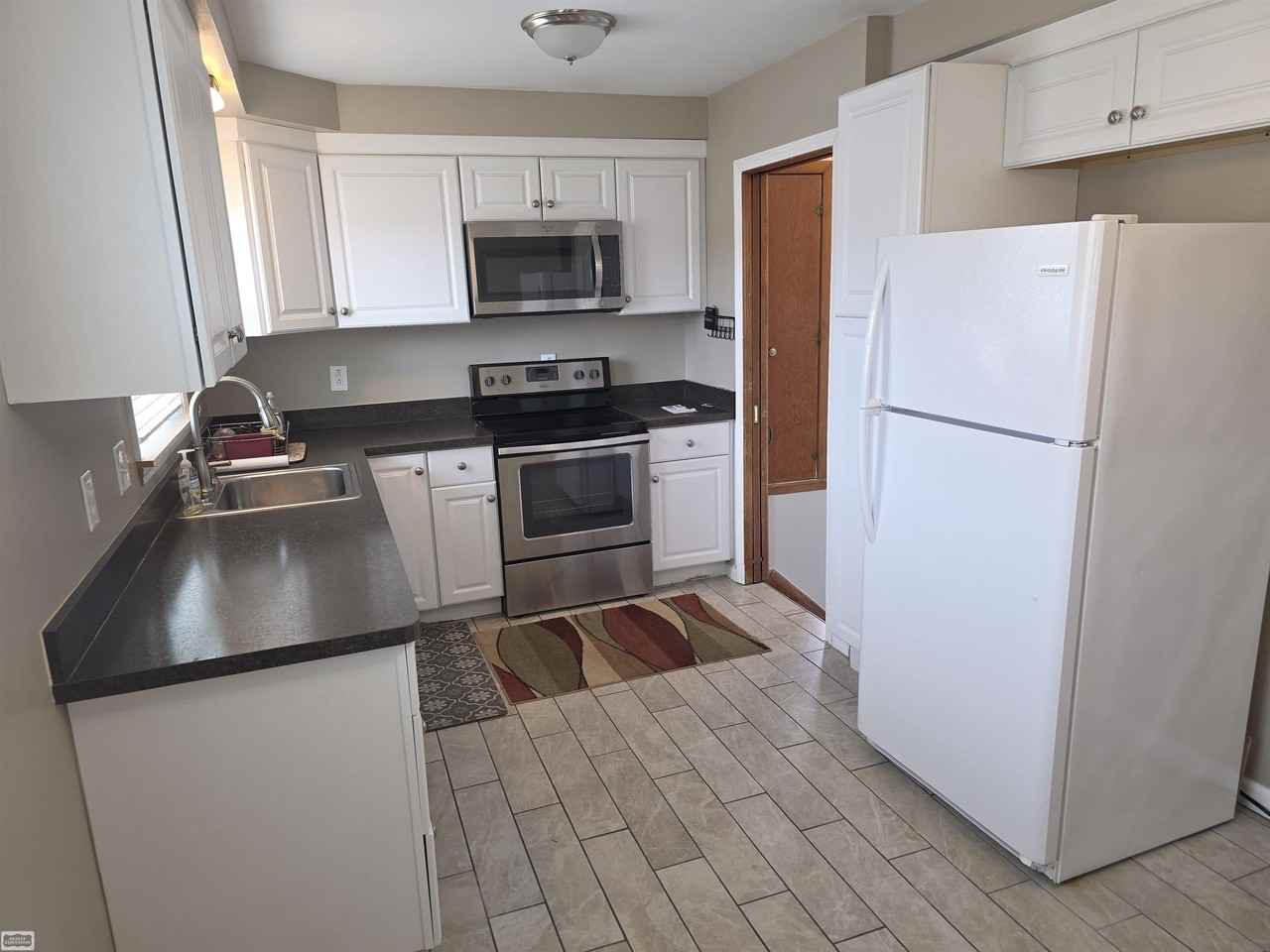 31257 Burton St - Photo 6 of 14