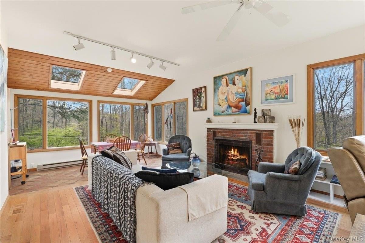 1 Branch St - Photo 4 of 23