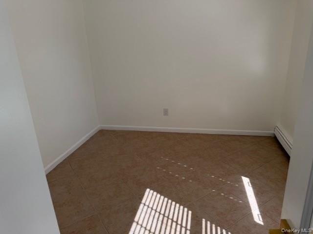 8 Hillview Ct - Photo 6 of 11