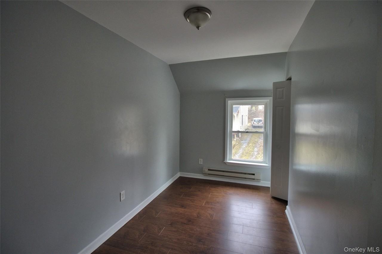 9 Spring St - Photo 5 of 15