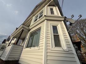 227 White St #F2R - Photo 1 of 1