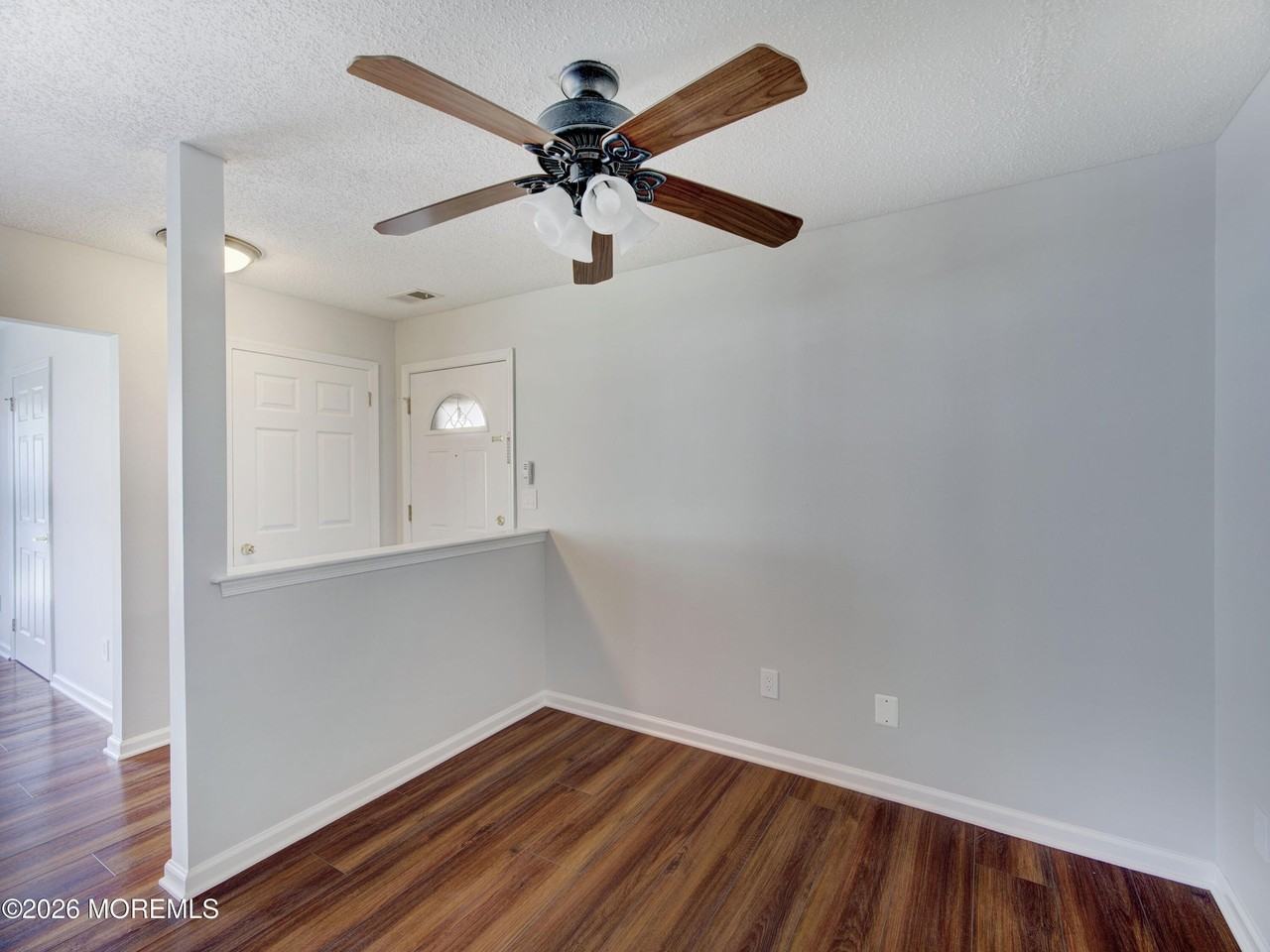 18-4 Augusta Ct - Photo 5 of 19