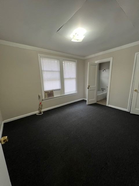 581 Campus St #581 - Photo 2 of 5