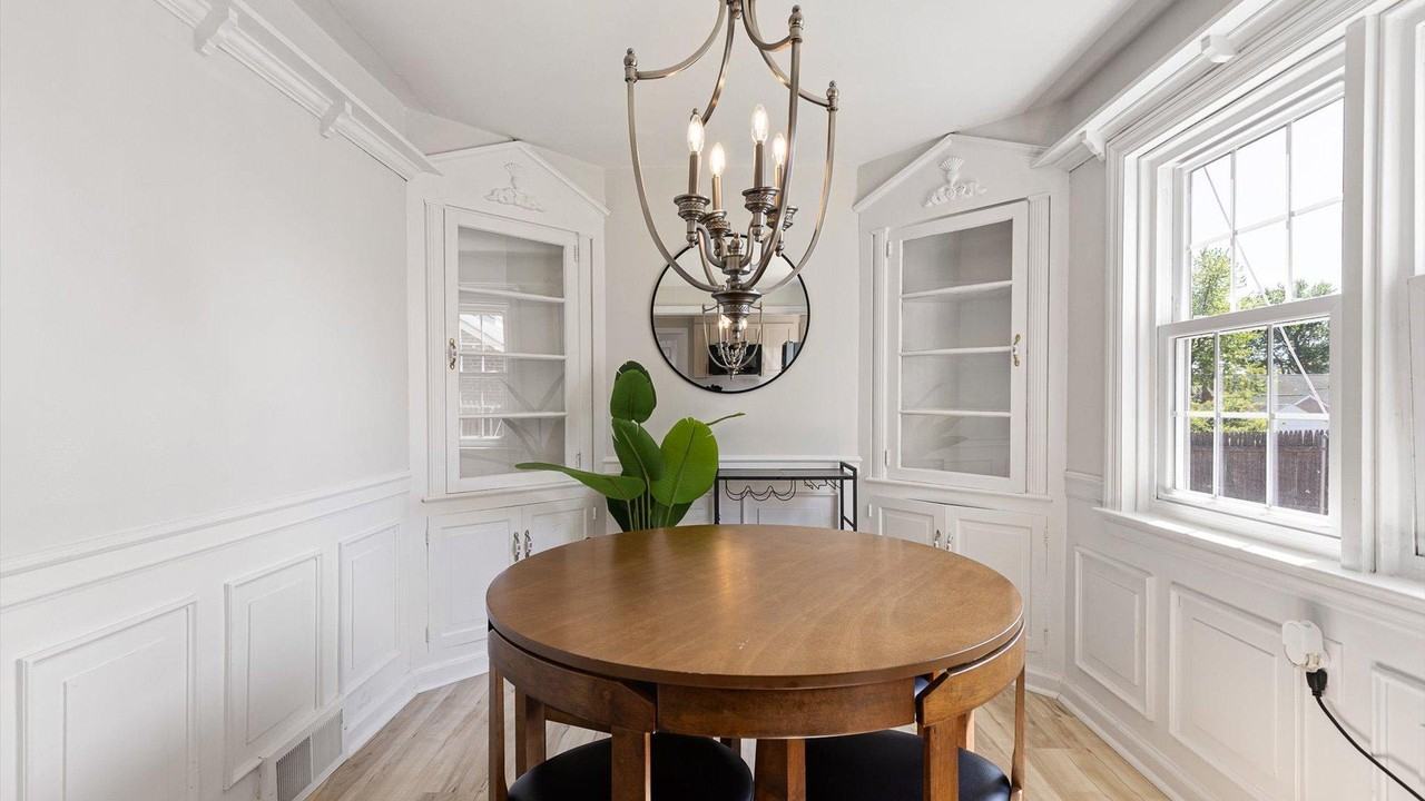 N Augustine St - Photo 3 of 7