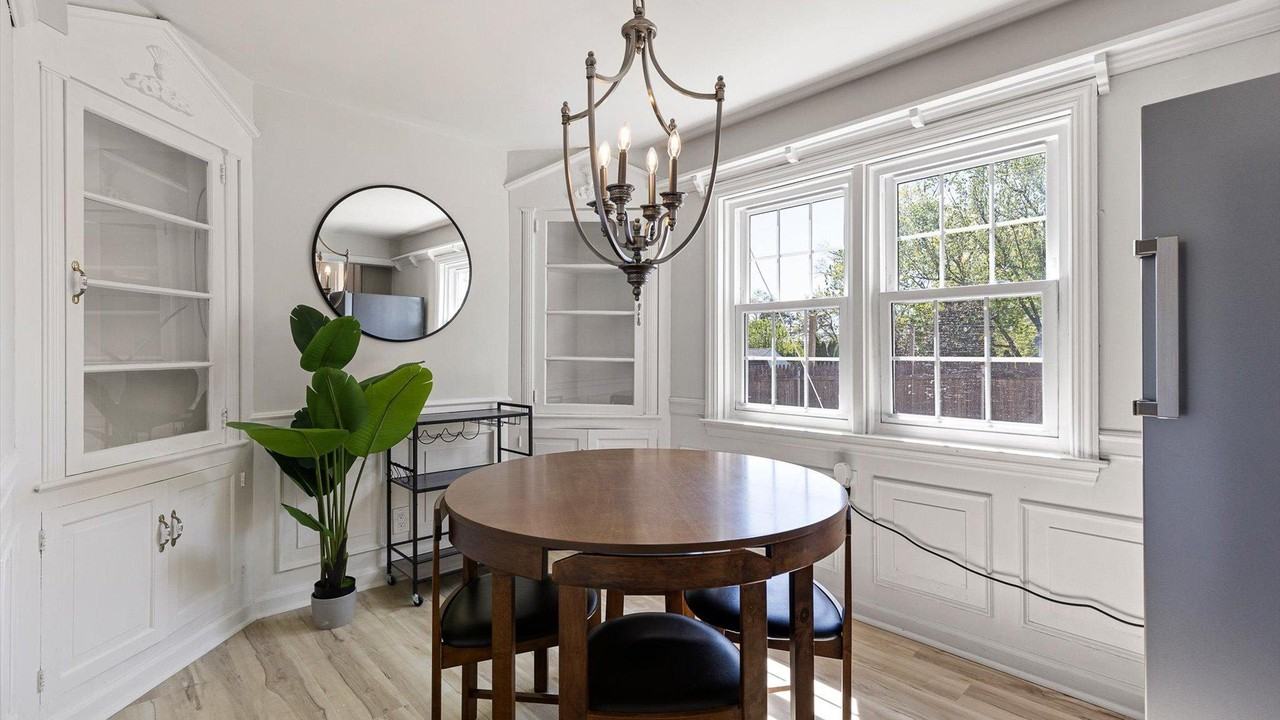 N Augustine St - Photo 4 of 7