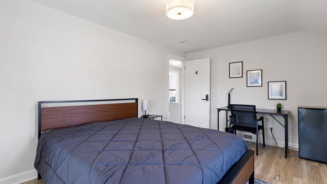 N Augustine St - Photo 6 of 7