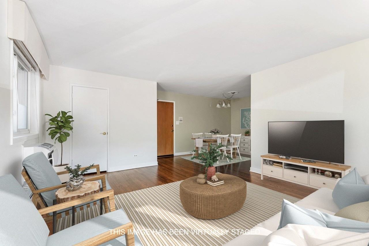 1921 Harrison St #1L - Photo 3 of 20