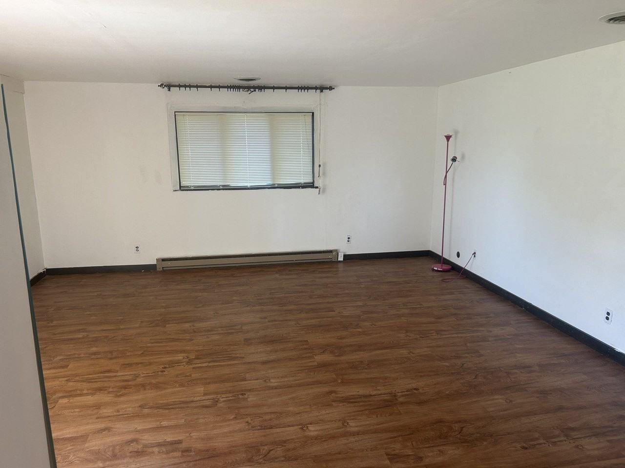 2939 7th St - Photo 6 of 10