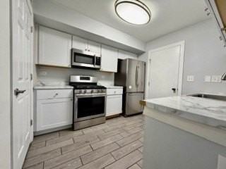 345 Gregory St - Photo 7 of 21