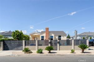 featured image of 11911 Stagg St