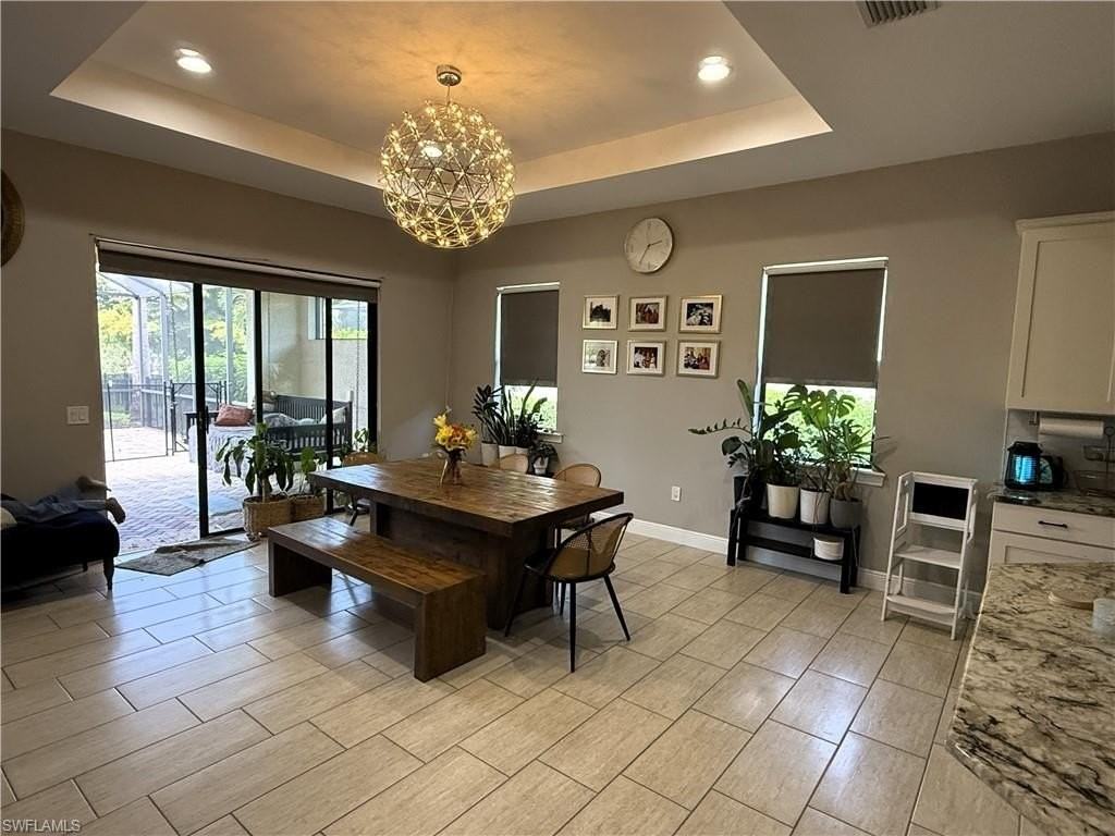 10124 Belcrest Blvd - Photo 5 of 26