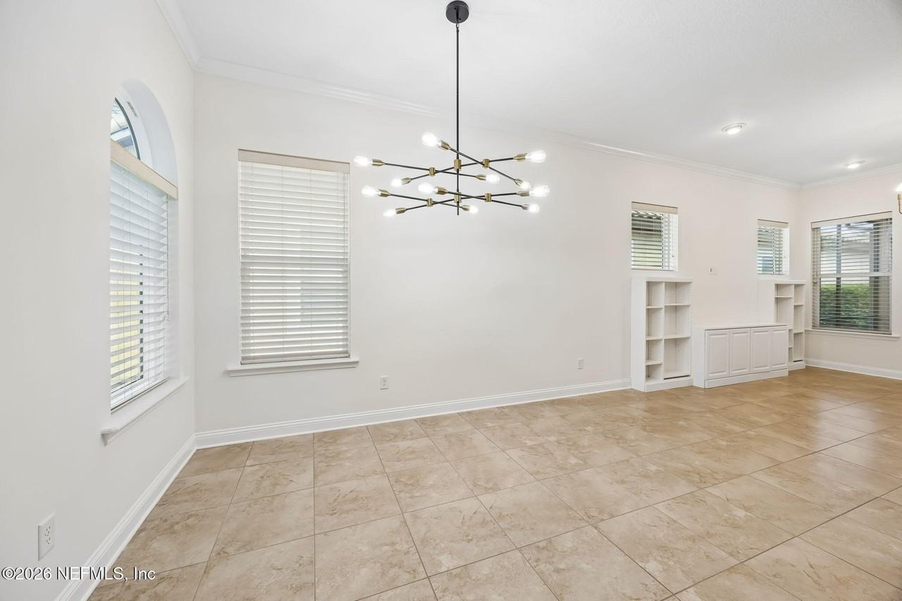 269 Rialto Dr - Photo 7 of 38