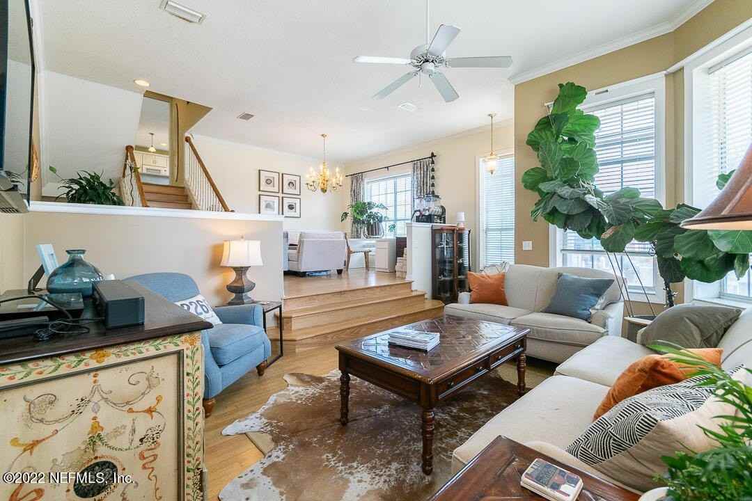 2102 1st St - Photo 6 of 22