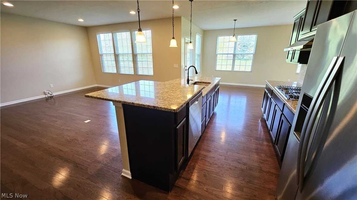 7226 Dursley Ct - Photo 7 of 36