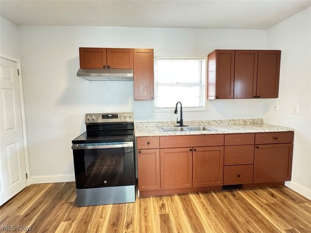 143 Gale St - Photo 7 of 14