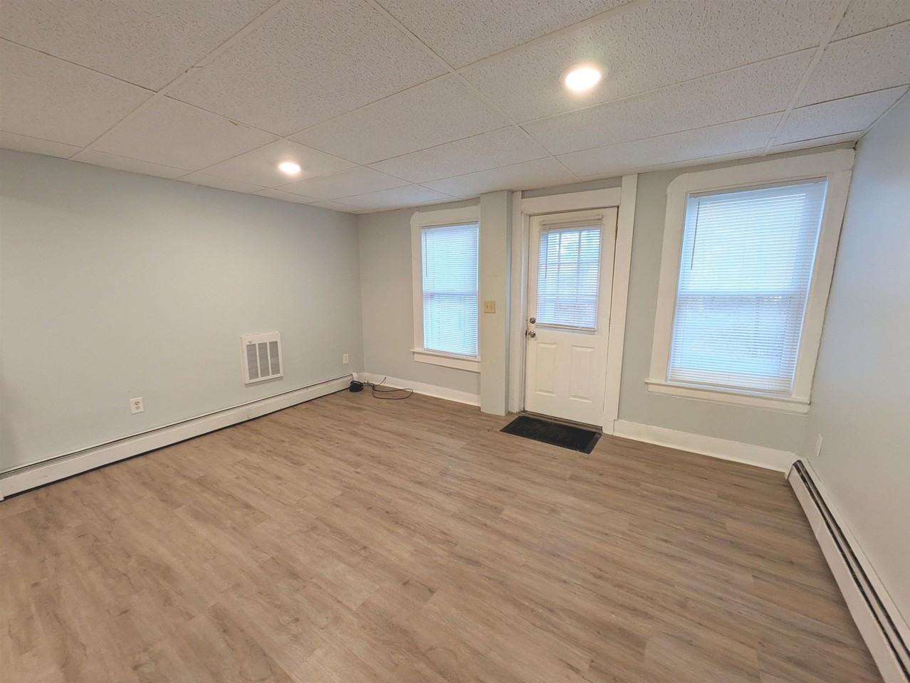 3 S Shore Rd #6 - Photo 7 of 18