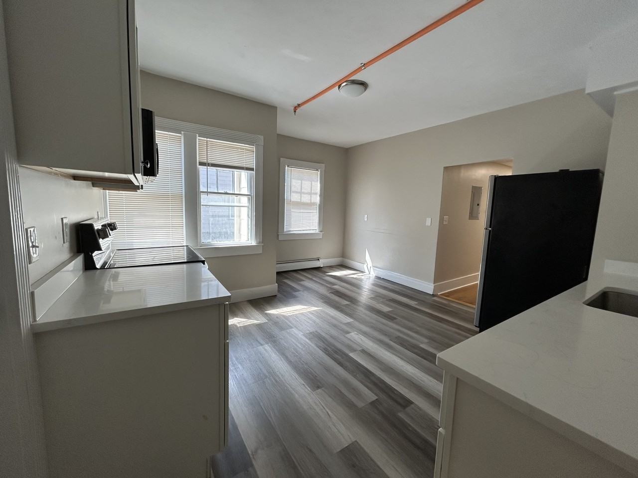 36 Roxbury St #1 - Photo 3 of 21