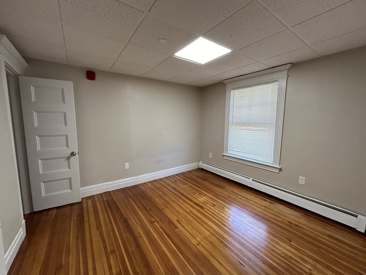 36 Roxbury St #1 - Photo 7 of 21