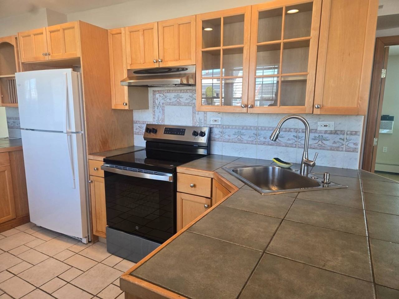 94 Swan Ln - Photo 2 of 8