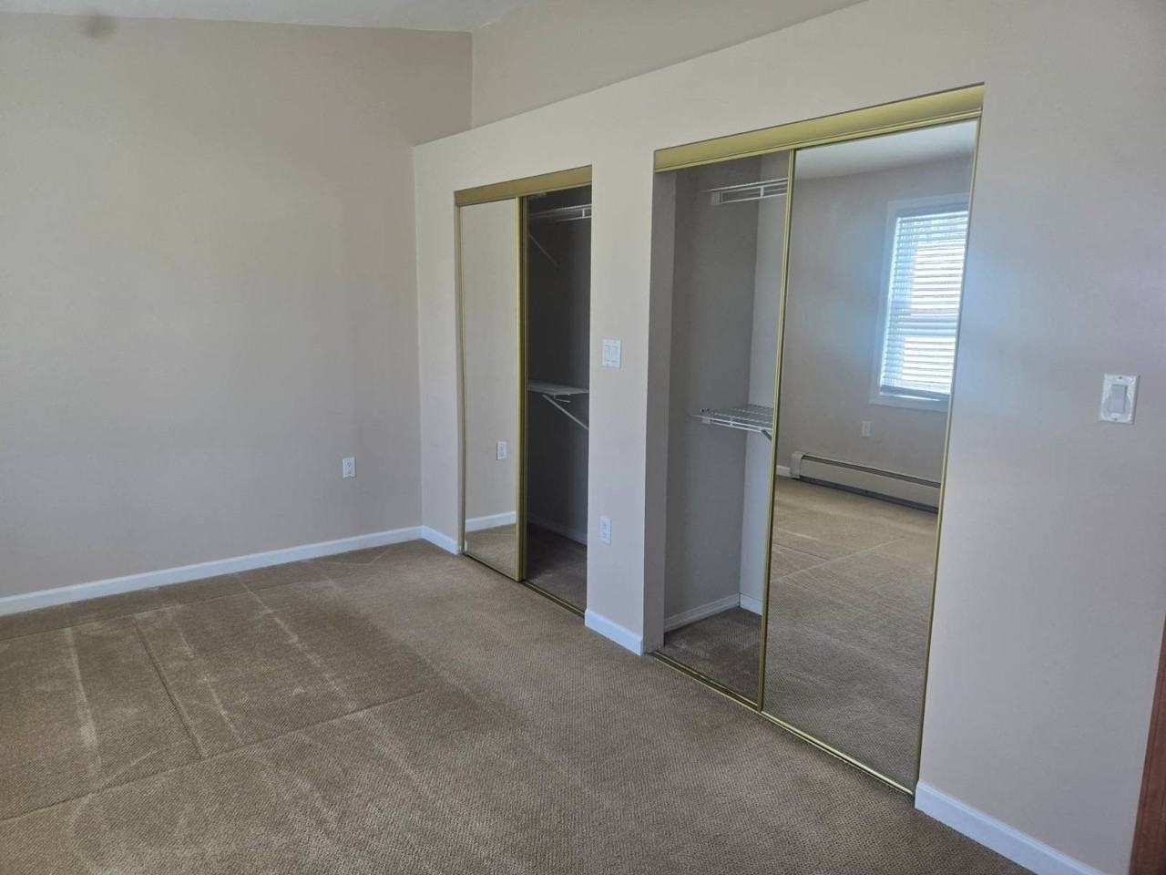 94 Swan Ln - Photo 7 of 8