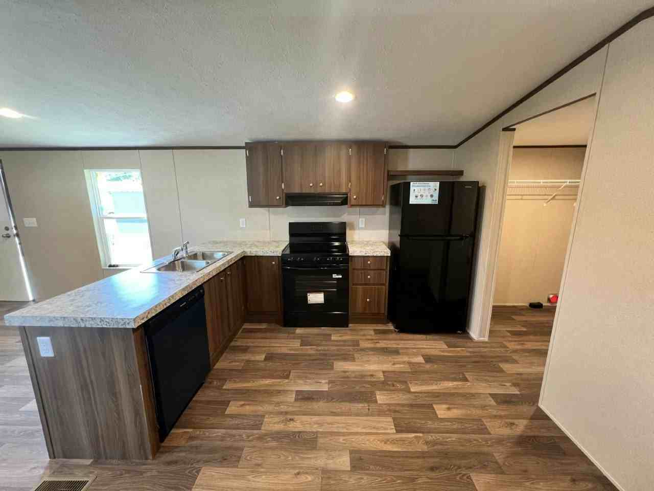 33 Tower Manor Cir W #33 - Photo 5 of 22