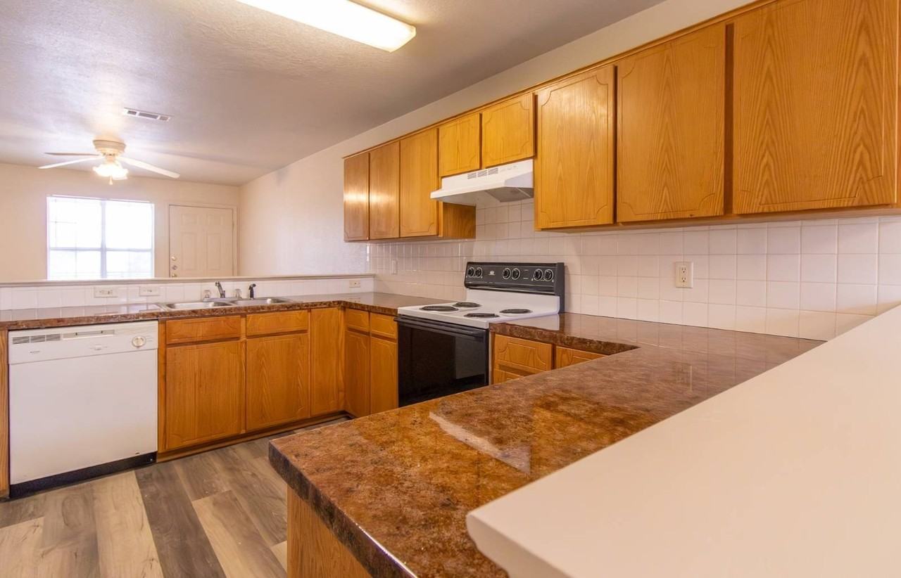 3409 Toledo Dr #D - Photo 7 of 22