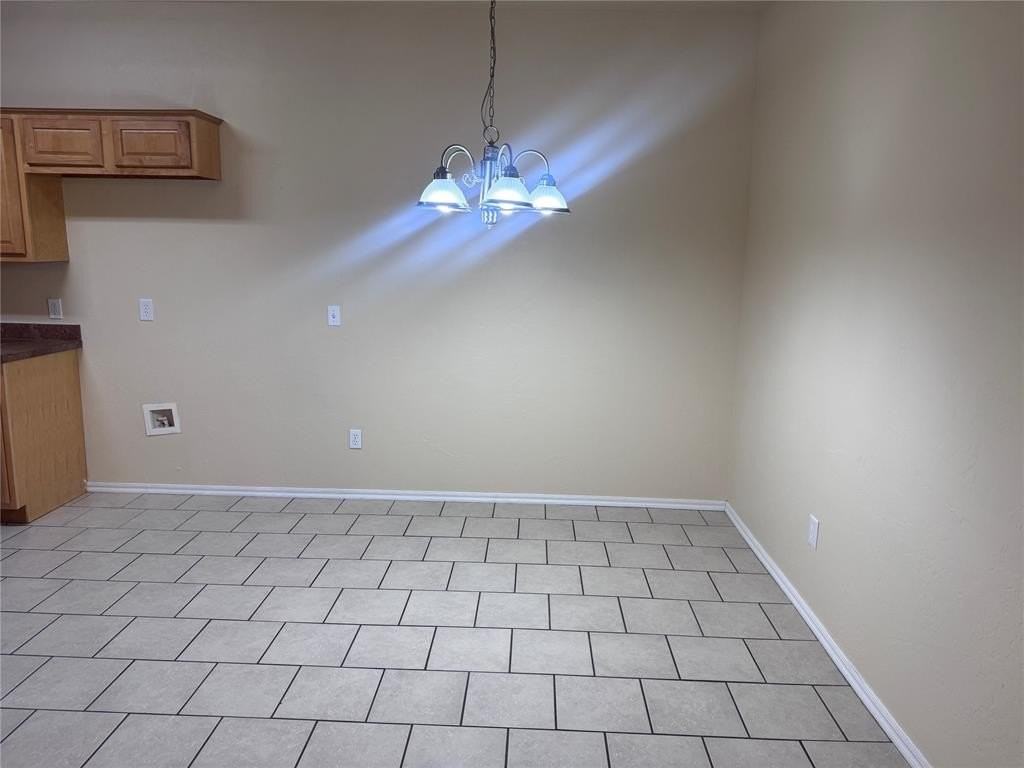 9605 Sw 16th St - Photo 3 of 12