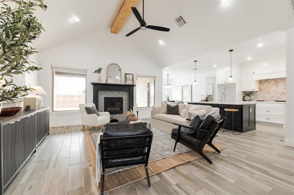 3217 Pinnacle Peak Dr - Photo 4 of 45