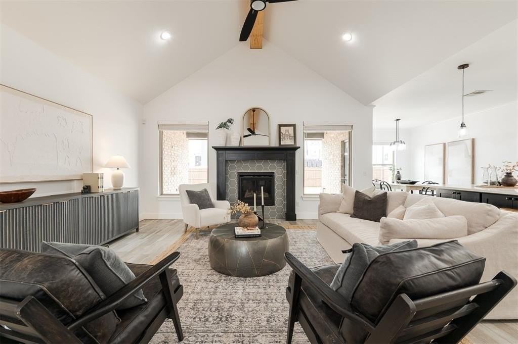 3217 Pinnacle Peak Dr - Photo 5 of 45