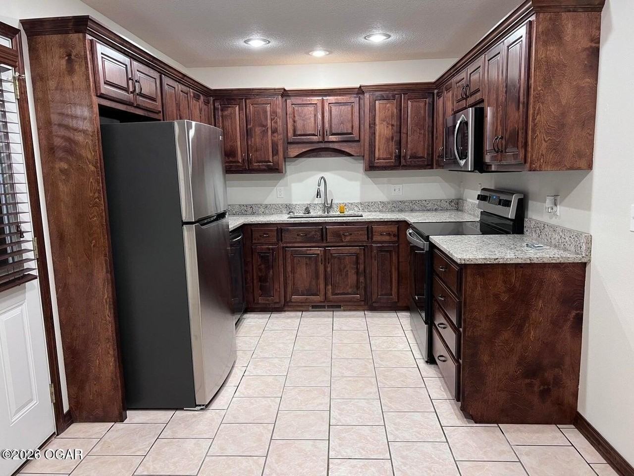 2019 W 26th St - Photo 6 of 8