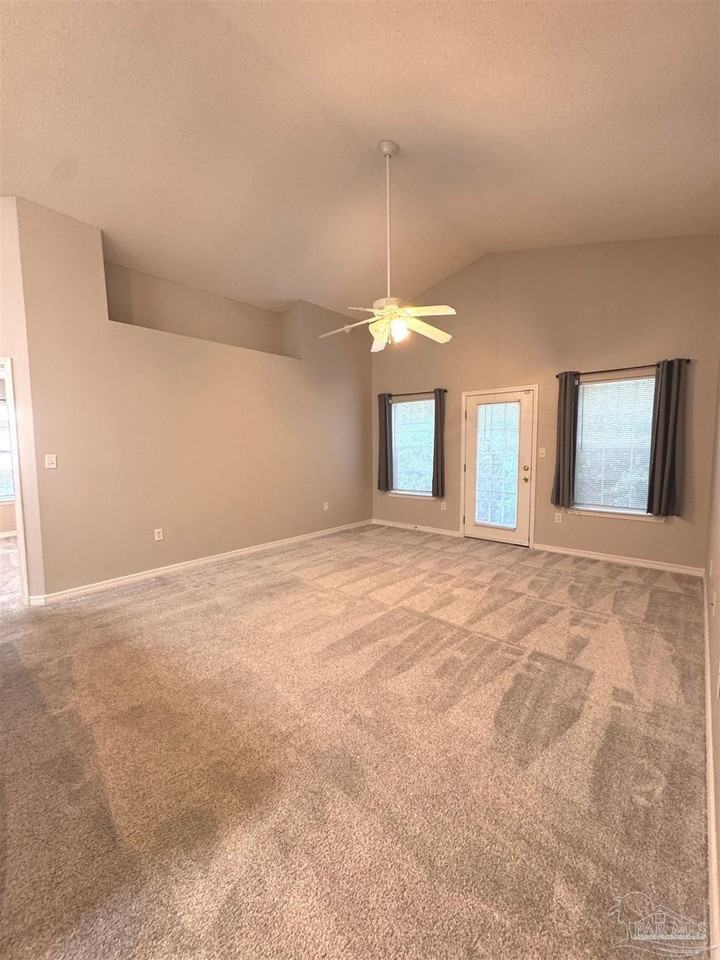 711 Marsh Harbor Dr - Photo 6 of 13