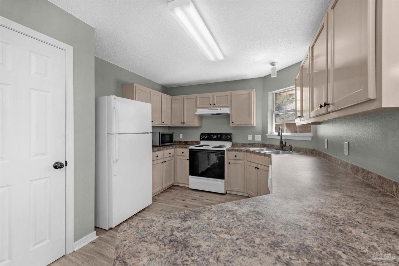 6707 Cedar Ridge Cir - Photo 7 of 31