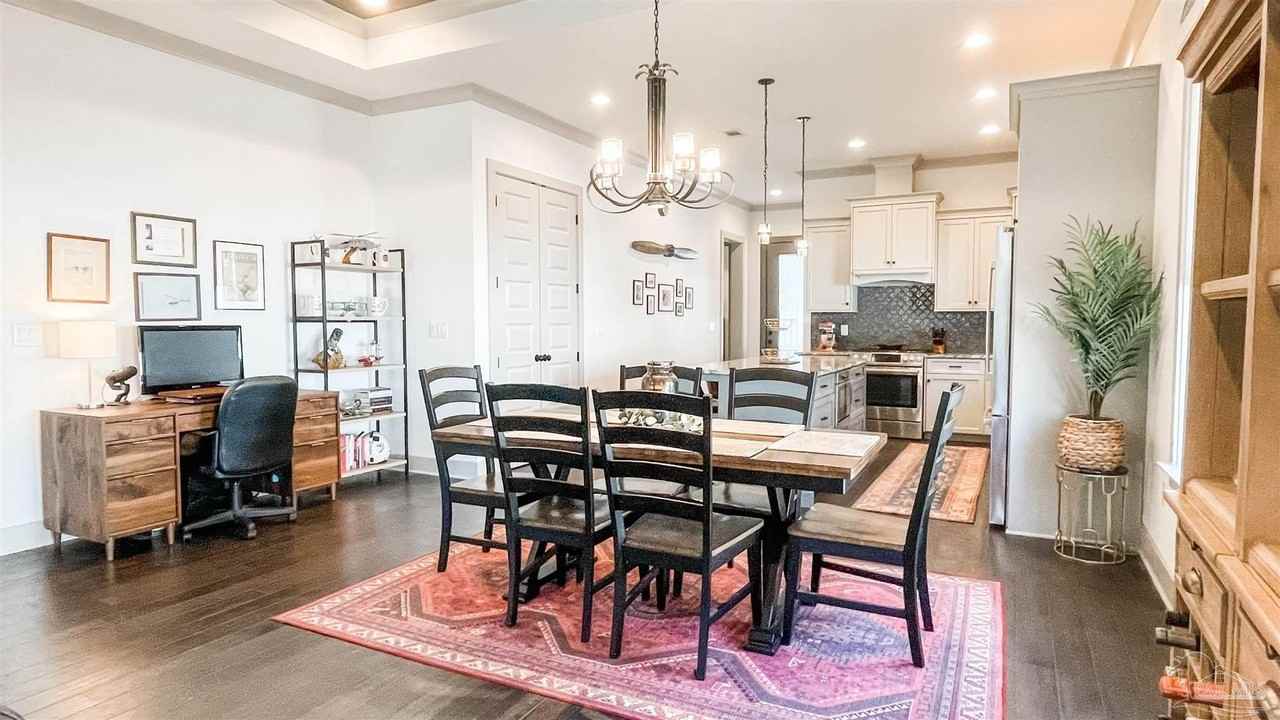 1633 E Hatton St - Photo 5 of 17