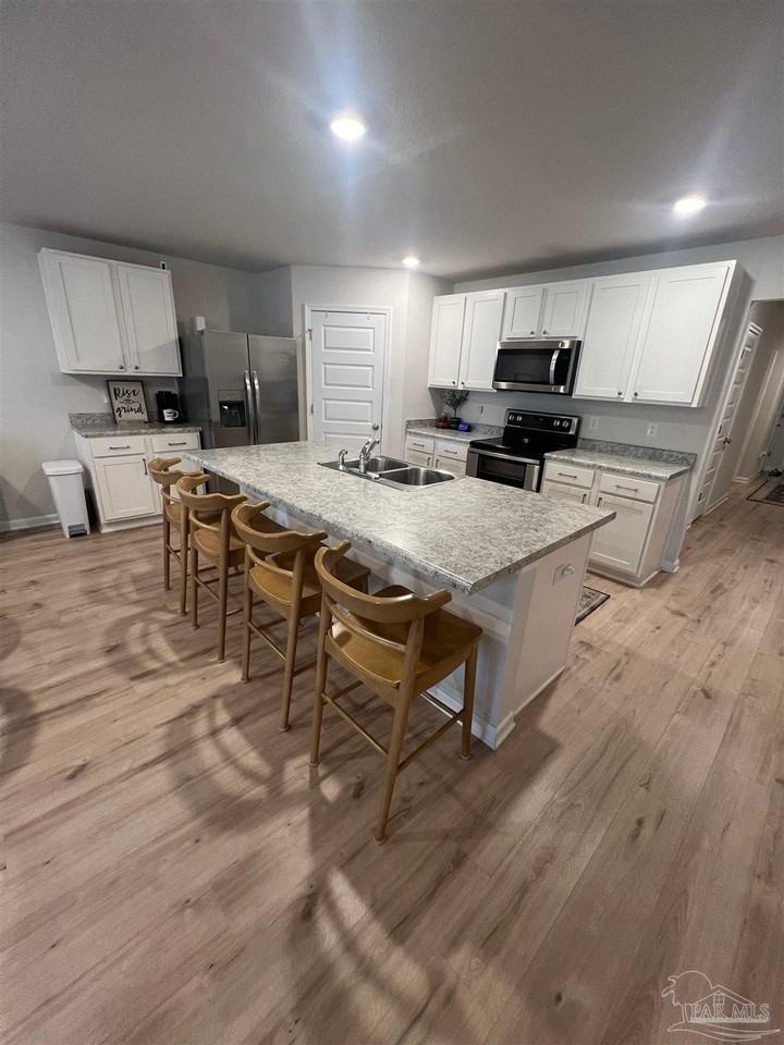 5253 Peach Dr - Photo 4 of 25