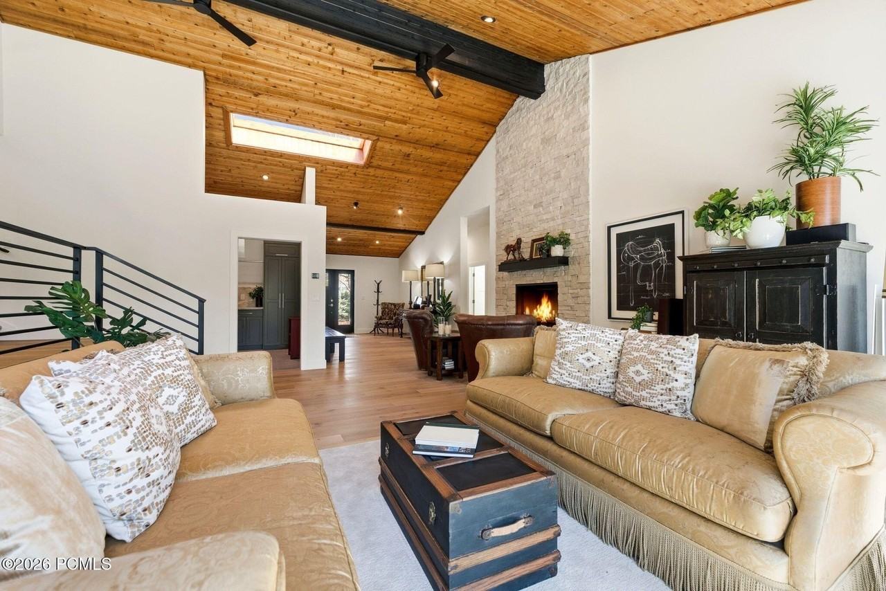 1503 Willow Loop - Photo 7 of 50