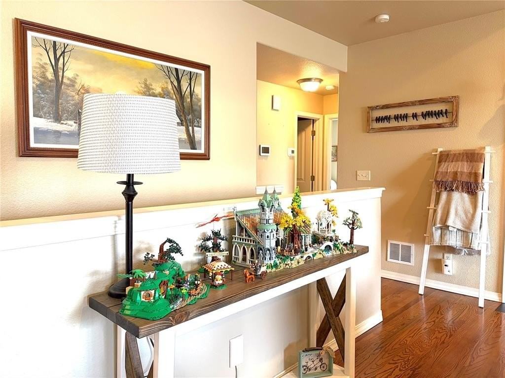 7914 Hunter Peak Trl - Photo 4 of 46