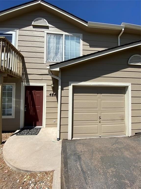 464 Ellers Grv - Photo 3 of 16