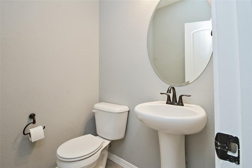 10997 Hidden Prairie Pkwy - Photo 6 of 39