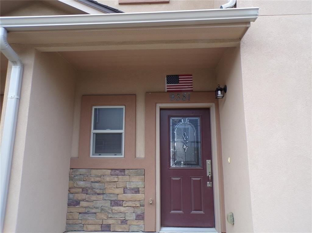 9381 Piedmont Pt - Photo 2 of 20