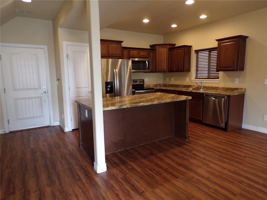 9381 Piedmont Pt - Photo 5 of 20