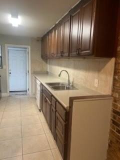 405 27th Ct - Photo 4 of 9