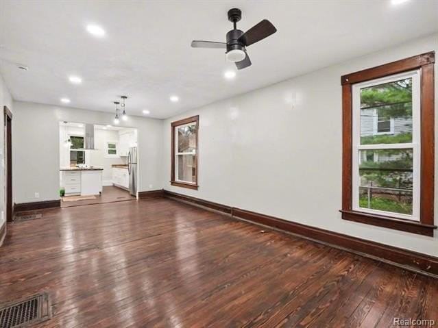 120 Depot St - Photo 5 of 20