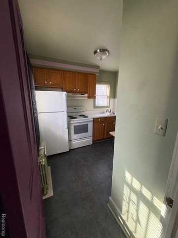 115 Ballard St - Photo 6 of 15