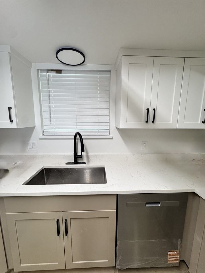 10005 S Birnam Woods Way - Photo 4 of 9