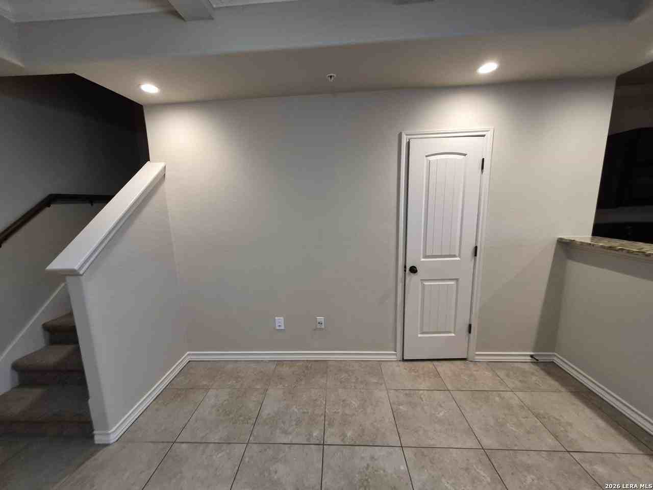6619 Arancione Ave #102 - Photo 4 of 25